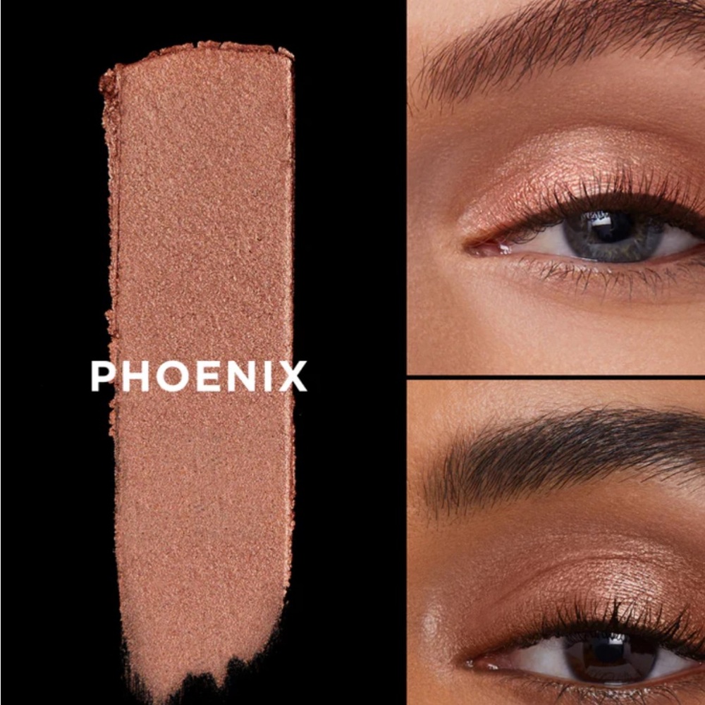 Voyeur Hourglass Eyeshadow Stick